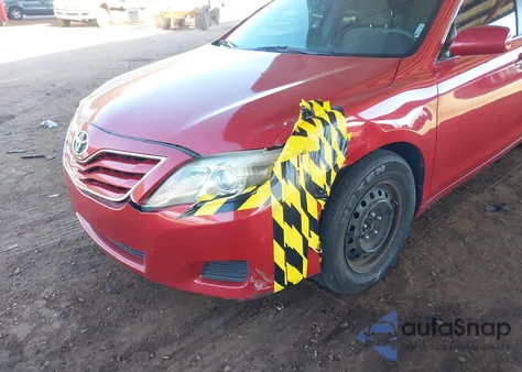 2011 Toyota Camry Le z USA, uszkodzony, nr VIN 4T4BF3EK3BR126417